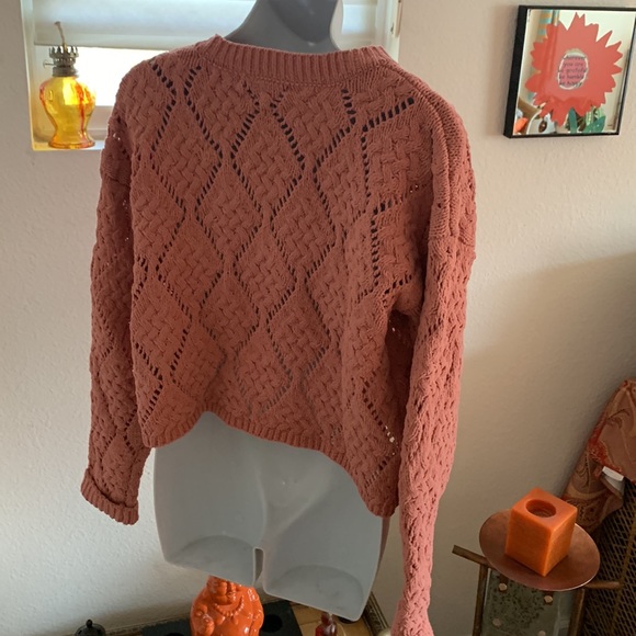 Oh so pretty knitted sweater super soft - Picture 3 of 4